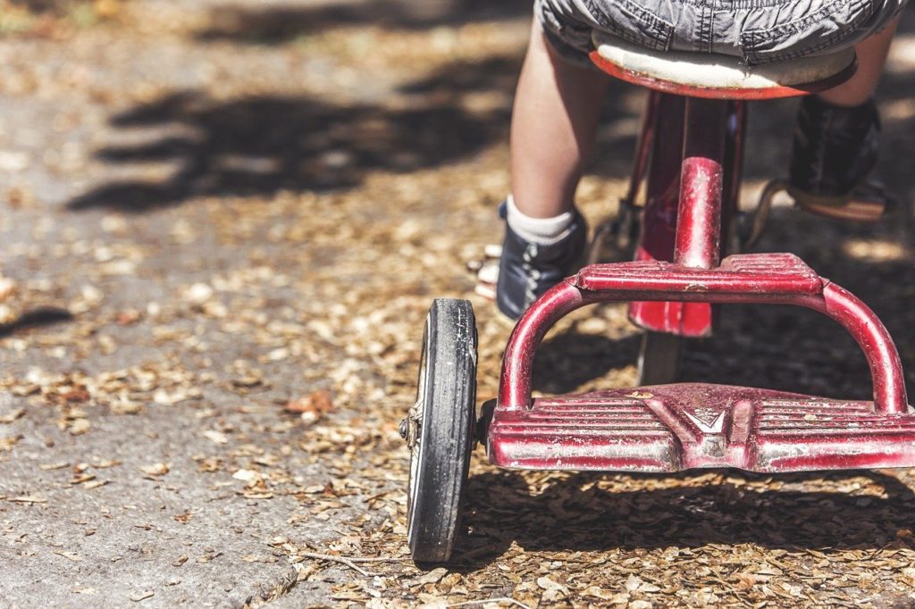 child, tricycle, play-1217246.jpg